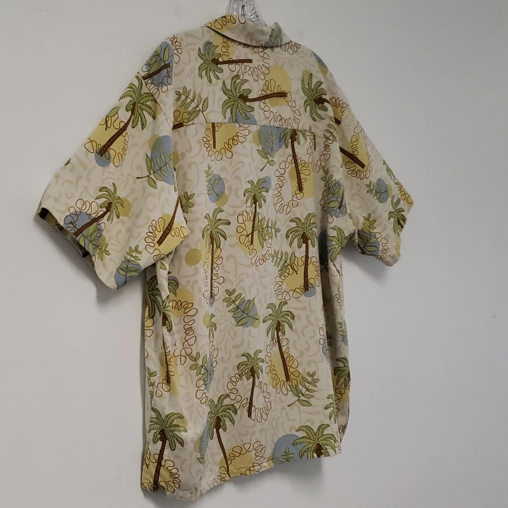 Banana Cabana 100% silk‎ button front shirt size large